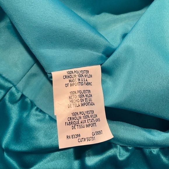 David’s Bridal Malibu Blue Ruched Short Prom Dress - Picture 7 of 11